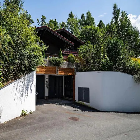 Alpine Hideaway In Apartmán