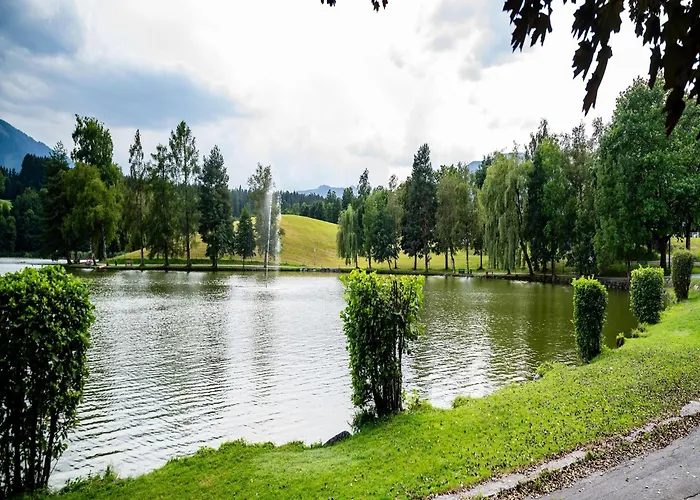 Double Near Ritzensee River * ザールフェルデン・アム・シュタイナーネン・メアー